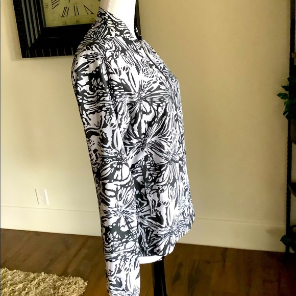 Adidas Ladies Reversible Golf Jacket - Picture 4 of 14